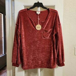 BiBi Chenille Knit Pocket Top Large Rust Red Split Neck Boutique Sweater